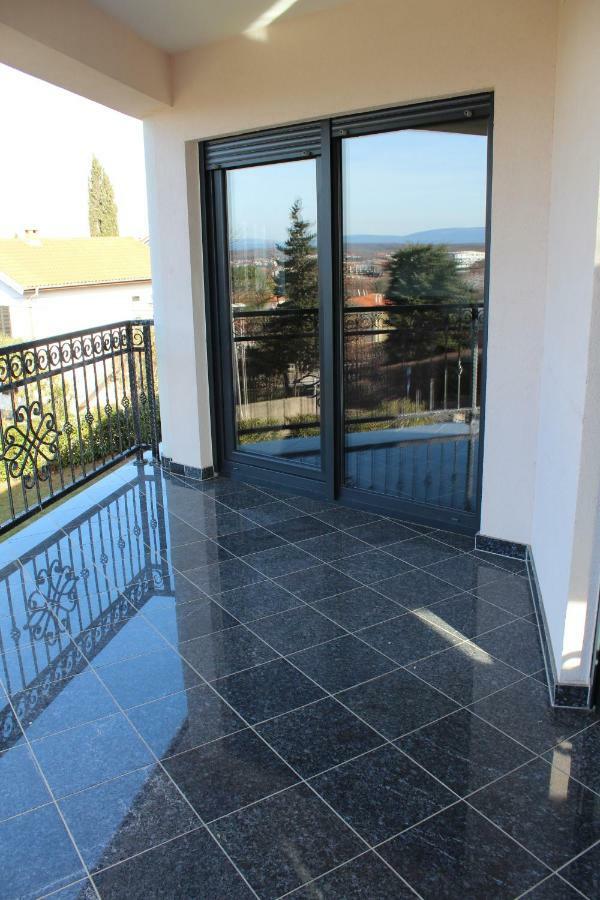 Villa Antunovic Malinska Buitenkant foto